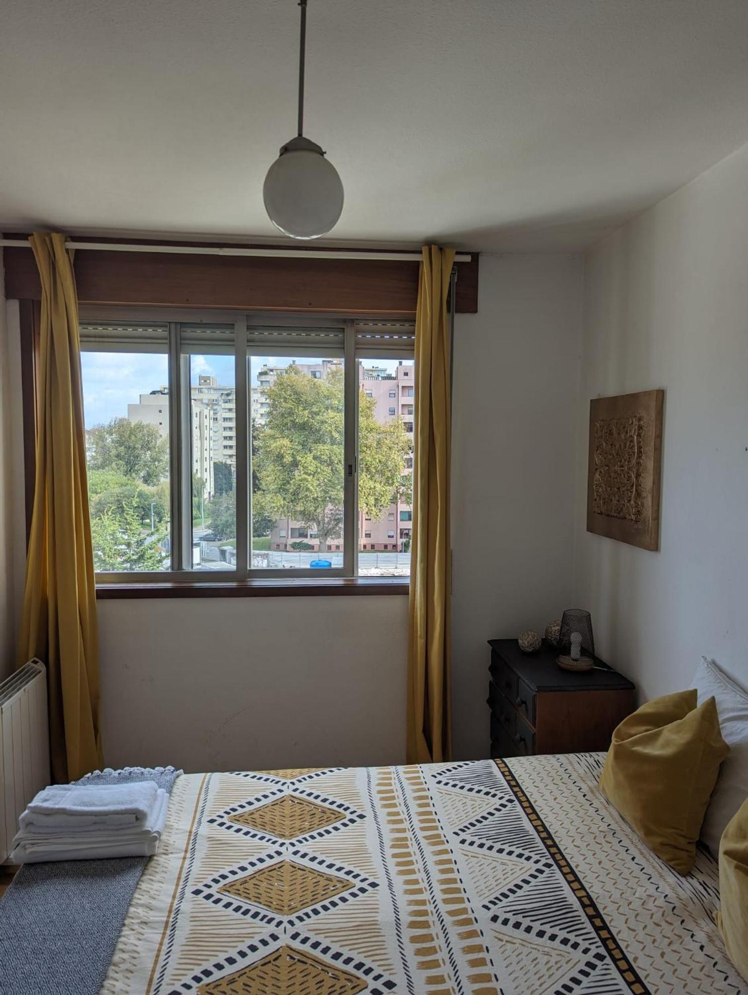 Pine Tree Apartment Porto Buitenkant foto