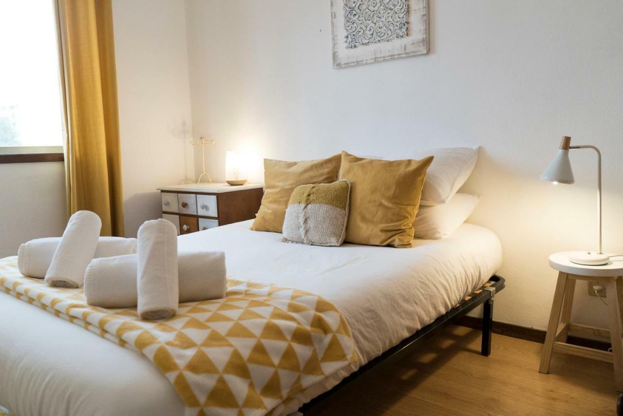 Pine Tree Apartment Porto Buitenkant foto